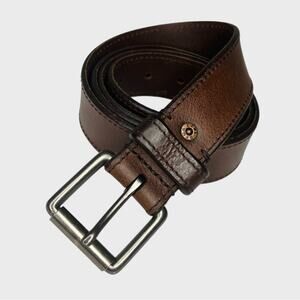 Levi's Mens Brown Leather Belt SZ 44 Silvertone Roller Buckle Rugged Streetwear